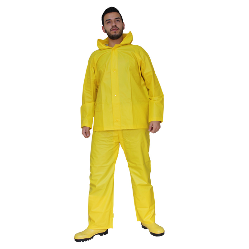 Conjunto De Lluvia BABY Born Para Muñecas De 43 Cm – Impermeable, Pantalón Y Botas Amarillas